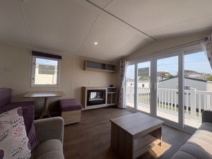 Lounge- click for photo gallery